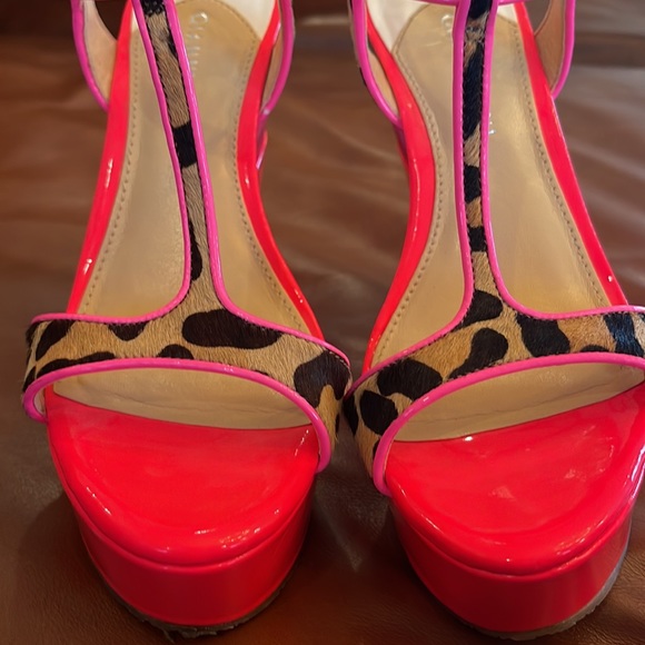 Gianni Bini - Pink and leopard wedges size 7.5 - Picture 6 of 9